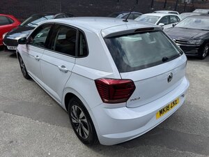 Volkswagen Polo 1.0 POLO SE TSI 5dr