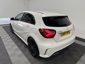 Mercedes-Benz A-Class 2.1 A 200 D AMG LINE Premium AUTO 5dr