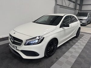 Mercedes-Benz A-Class 2.1 A 200 D AMG LINE Premium AUTO 5dr