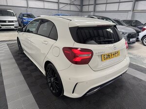 Mercedes-Benz A-Class 2.1 A 200 D AMG LINE Premium AUTO 5dr