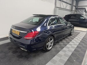Mercedes-Benz C-Class 2.1 C220 D AMG LINE Premium+ AUTO 4dr
