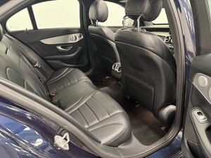 Mercedes-Benz C-Class 2.1 C220 D AMG LINE Premium+ AUTO 4dr