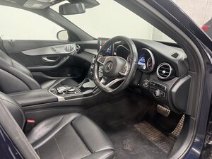 Mercedes-Benz C-Class 2.1 C220 D AMG LINE Premium+ AUTO 4dr