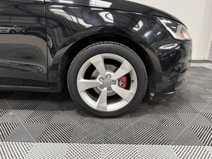 Audi A1 1.0 A1 Sportback TFSI Sport Semi-auto 5dr