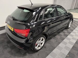 Audi A1 1.0 A1 Sportback TFSI Sport Semi-auto 5dr