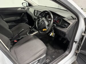 Volkswagen Polo 1.0 POLO SE TSI 5dr