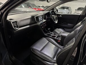 Kia Sportage 1.6 Sportage 4 CRDI ISG Semi-auto 5dr