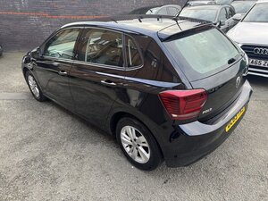 Volkswagen Polo 1.0 POLO SE EVO 5dr