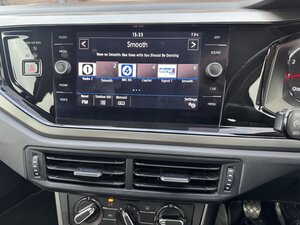 Volkswagen Polo 1.0 POLO SE EVO 5dr