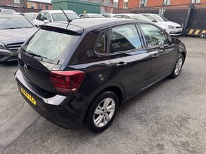 Volkswagen Polo 1.0 POLO SE EVO 5dr