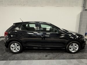 Volkswagen Polo 1.0 POLO SE EVO 5dr