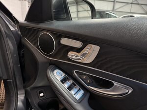 Mercedes-Benz C-Class 2.1 C250 D AMG LINE Premium AUTO 4dr