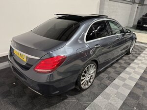 Mercedes-Benz C-Class 2.1 C250 D AMG LINE Premium AUTO 4dr