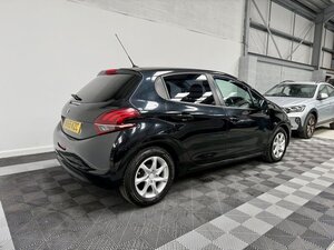 Peugeot 208 1.2 208 Active 5dr