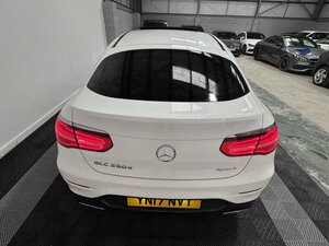 Mercedes-Benz GLC 2.1 GLC 250 D 4matic AMG LINE Premium AUTO 5dr
