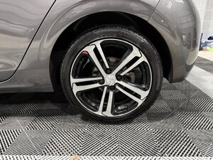 Peugeot 208 1.6 208 GT LINE BLUE HDI  5dr