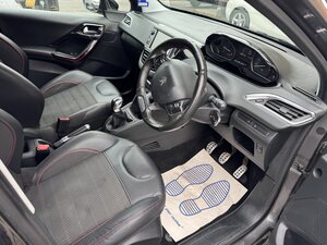 Peugeot 208 1.6 208 GT LINE BLUE HDI  5dr