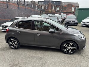 Peugeot 208 1.6 208 GT LINE BLUE HDI  5dr