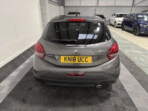 Peugeot 208 1.6 208 GT LINE BLUE HDI  5dr