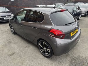 Peugeot 208 1.6 208 GT LINE BLUE HDI  5dr