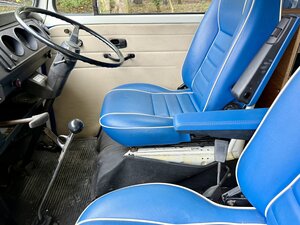 Volkswagen T2 Bay Window  1.6 Campervan