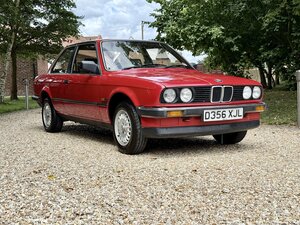 BMW E30 318i 2 Door Coupe