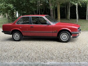BMW E30 318i 2 Door Coupe