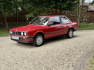 BMW E30 318i 2 Door Coupe