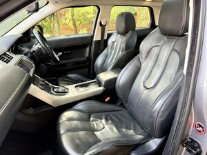 Land Rover Range Rover Evoque 2.2 Range Rover Evoque Prestige SD4 AUTO 5dr