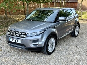 Land Rover Range Rover Evoque 2.2 Range Rover Evoque Prestige SD4 AUTO 5dr