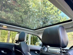 Land Rover Range Rover Evoque 2.2 Range Rover Evoque Prestige SD4 AUTO 5dr