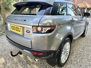 Land Rover Range Rover Evoque 2.2 Range Rover Evoque Prestige SD4 AUTO 5dr