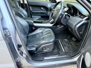 Land Rover Range Rover Evoque 2.2 Range Rover Evoque Prestige SD4 AUTO 5dr