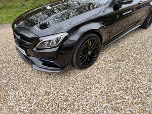 Mercedes-AMG C63 AMG Premium  4.0 V8 BI Turbo AUTO 