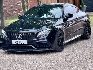 Mercedes-AMG C63 AMG Premium  4.0 V8 BI Turbo AUTO 
