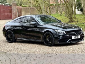 Mercedes-AMG C63 AMG Premium  4.0 V8 BI Turbo AUTO 