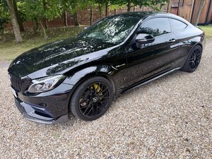 Mercedes-AMG C63 AMG Premium  4.0 V8 BI Turbo AUTO 
