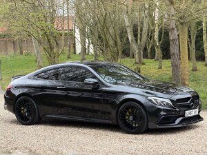 Mercedes-AMG C63 AMG Premium  4.0 V8 BI Turbo AUTO 