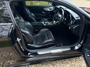 Mercedes-AMG C63 AMG Premium  4.0 V8 BI Turbo AUTO 