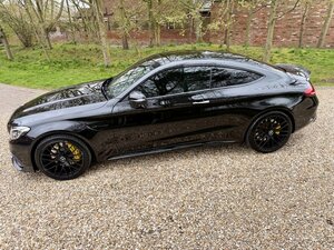 Mercedes-AMG C63 AMG Premium  4.0 V8 BI Turbo AUTO 