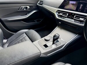 BMW 318d M Sport 2.0 Touring Automatic