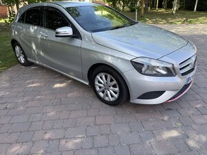 Mercedes-Benz A180 1.5 CDi Blueefficiency SE Auto
