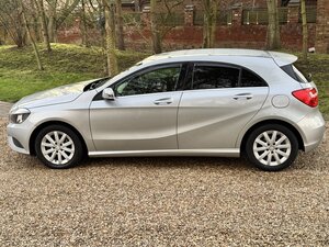 Mercedes-Benz A180 1.5 CDi Blueefficiency SE Auto