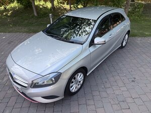 Mercedes-Benz A180 1.5 CDi Blueefficiency SE Auto
