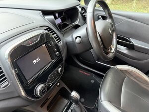 Renault Captur 1.2 Captur Signature Nav TCE Automatic