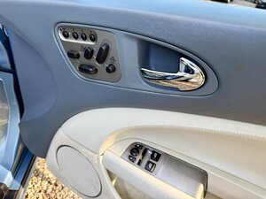 Jaguar XK 4.2 V8 Coupe AUTO 3dr