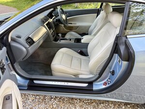 Jaguar XK 4.2 V8 Coupe AUTO 3dr