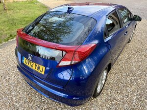 Honda 1.8 Civic I-Vtec ES Hatchback