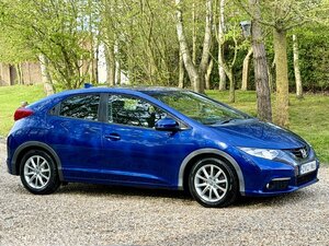 Honda 1.8 Civic I-Vtec ES Hatchback