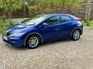 Honda 1.8 Civic I-Vtec ES Hatchback